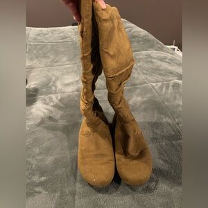 Brown suede shrug boots